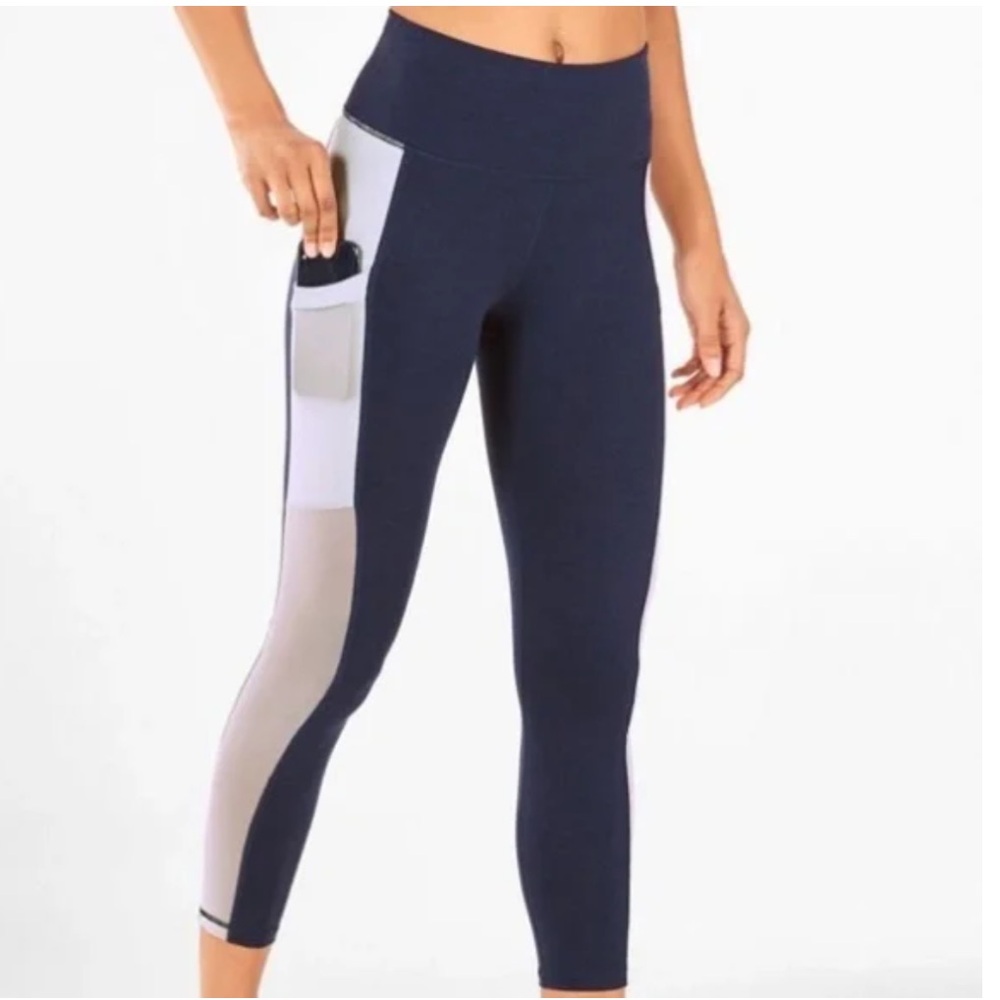 🍎 3/$30 Fabletics High Waist Cropped Leggings with Mesh Accents